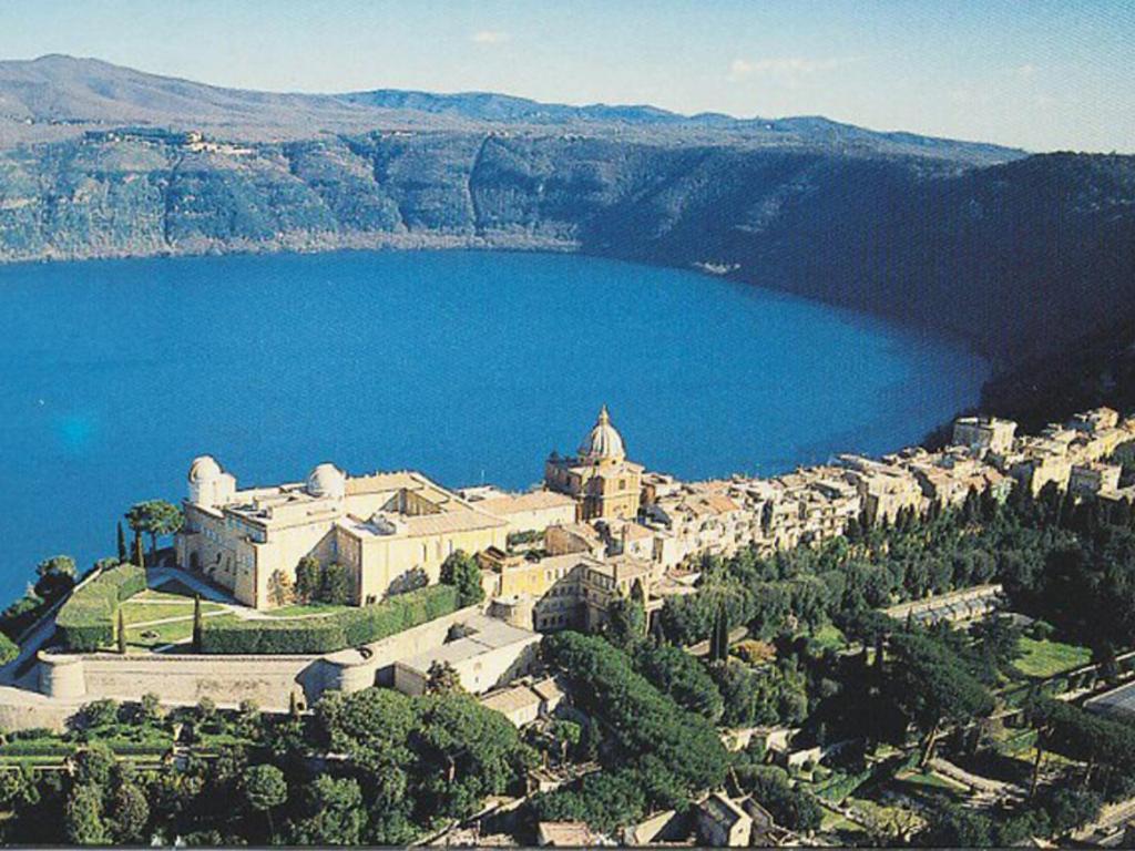 Roma E Palazzo Pontificio Di Castel Gandolfo-Vaticano מראה חיצוני תמונה